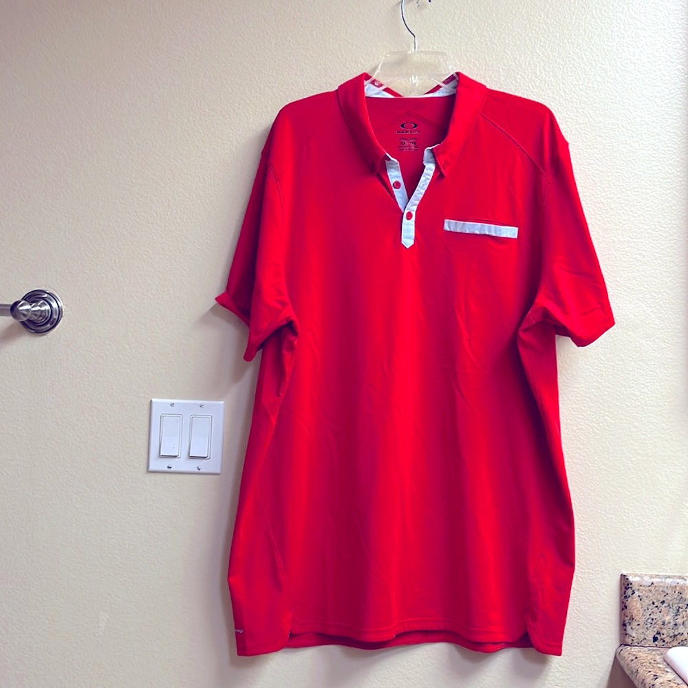 Oakley regular fit polo shirt